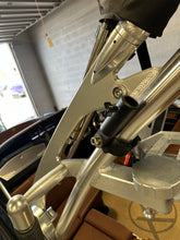 Load image into Gallery viewer, 2 3/8 ROUND FLAG POINT  |  MASTERCRAFT